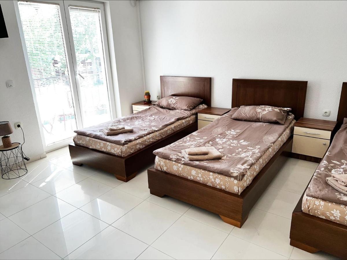 Majap Hostel Ohrid Luaran gambar