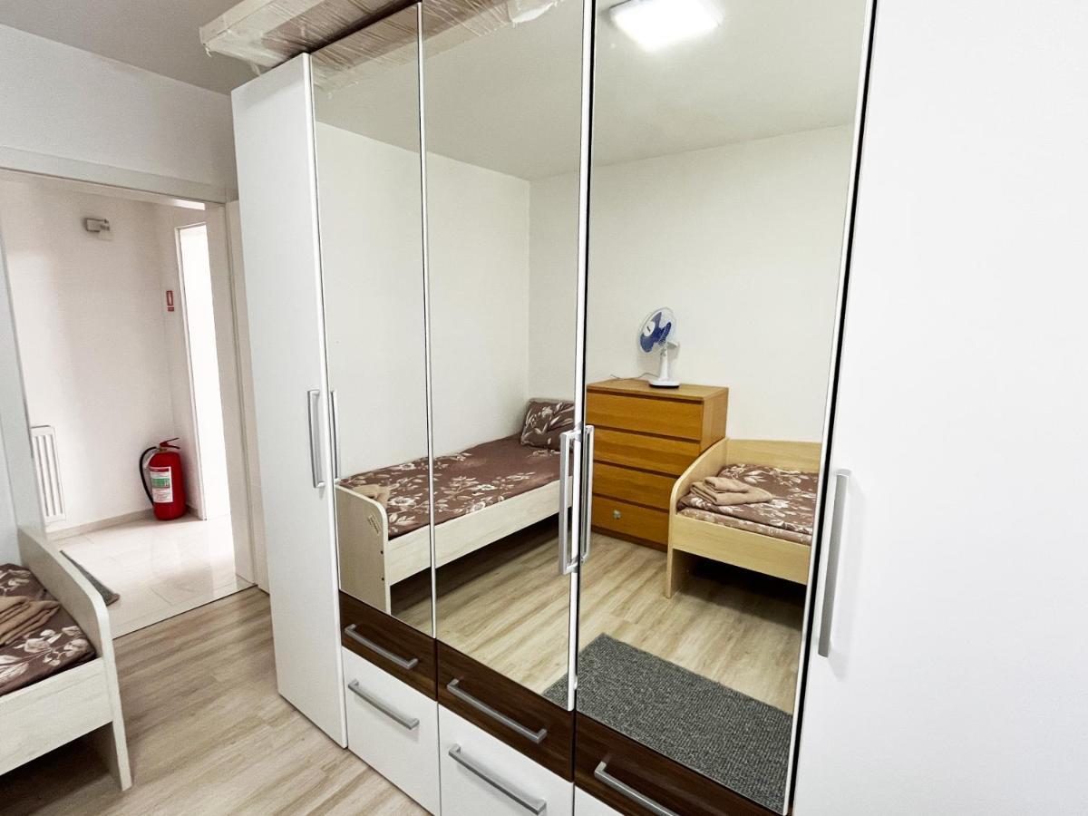 Majap Hostel Ohrid Luaran gambar